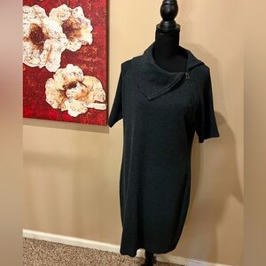 Calvin Klein Short sleeve Sweater Dress with asymmetrical zippered neck, size XL